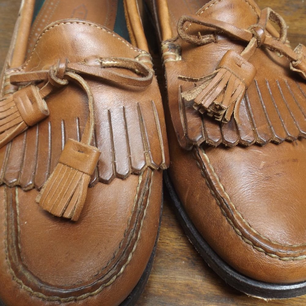 Florsheim brown leather tassled loafers M 9D